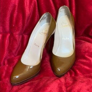 Vintage Christian Louboutin pumps Size 39.